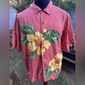 PreOwned Tommy Bahama Hawaiian Print Button Up Red Men's Medium